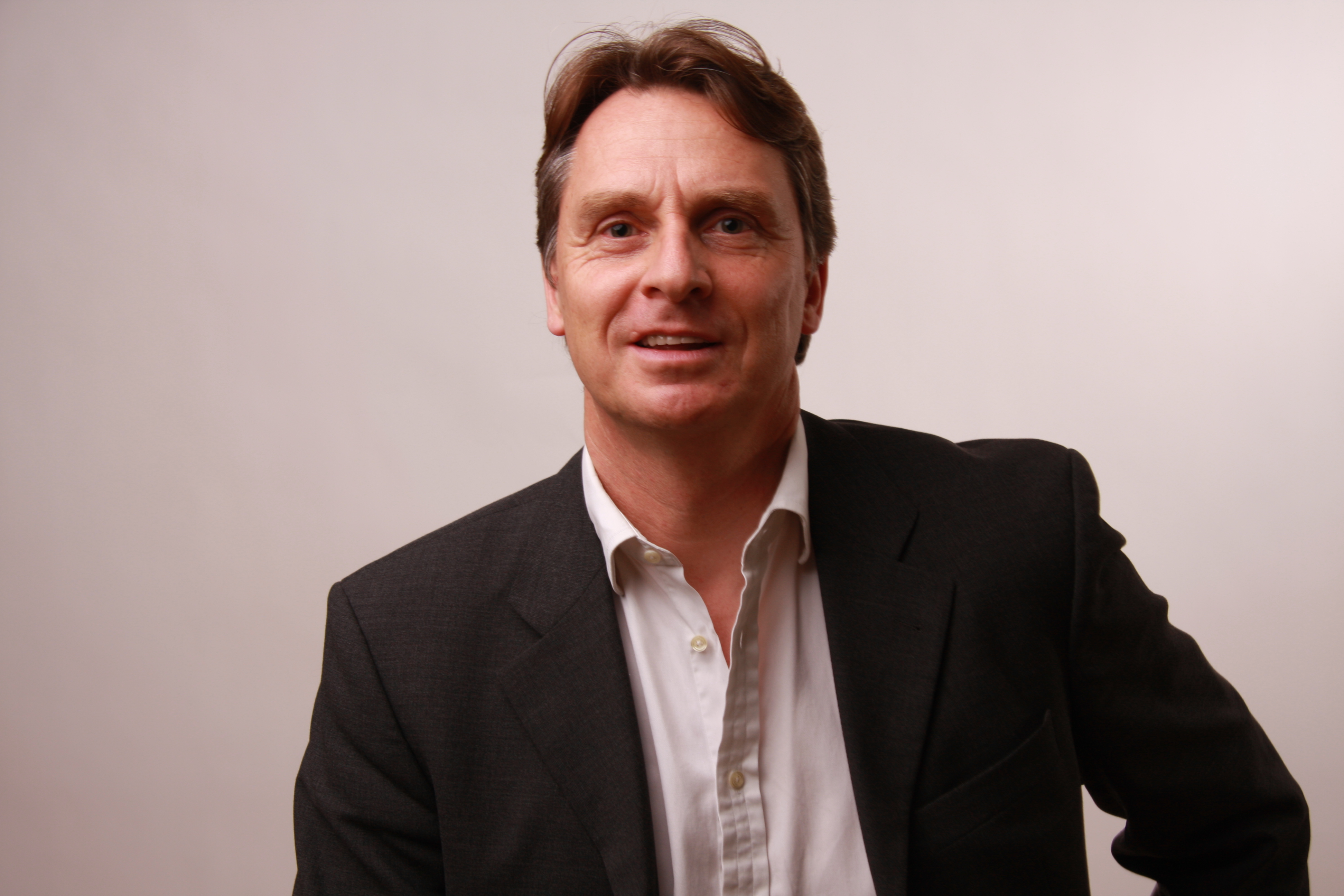 Karl zu Ortenburg, Founder of ExValu