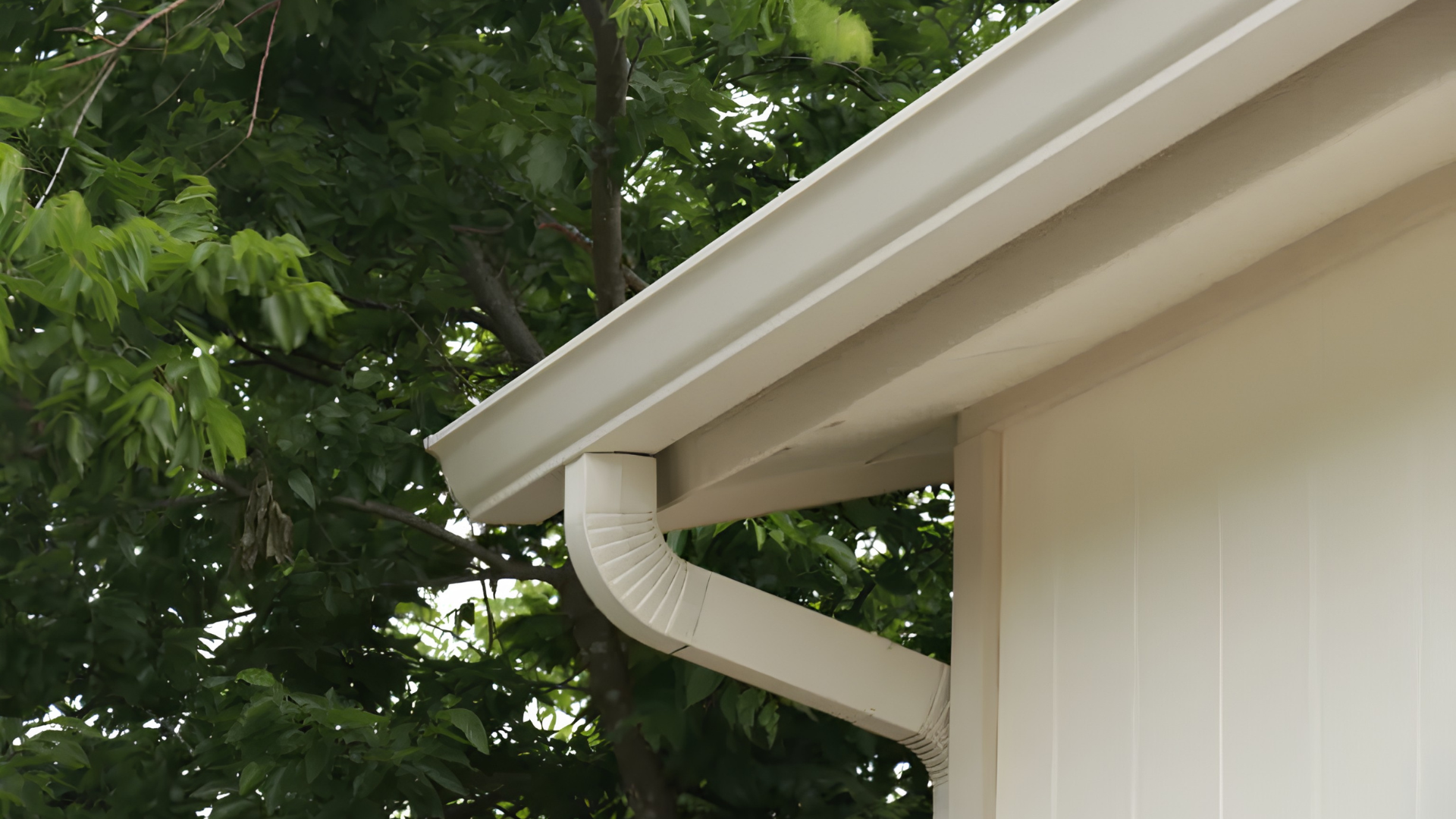 Seamless Gutter Installation