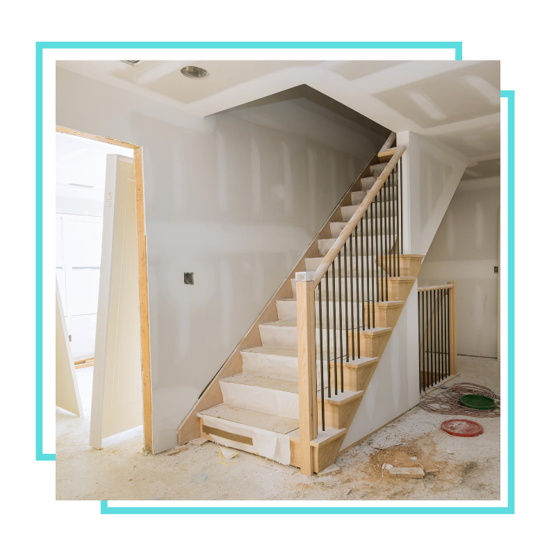 Licensed and insured construction company giving a free estimate 