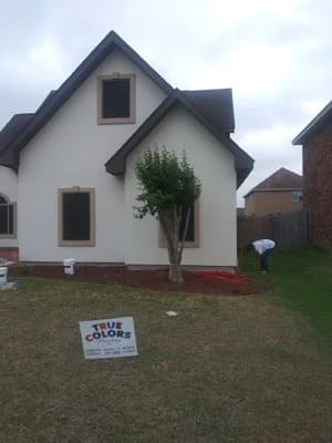 {{ custom_values.service_4 }} in {{custom_values.area_6})