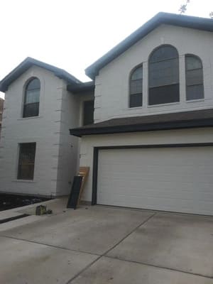 {{ custom_values.service_4 }} in {{custom_values.area_6})