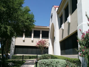 {{ custom_values.service_2 }} in {{custom_values.area_2})