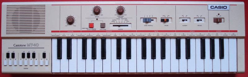 Le Casio MT-40, clavier grand public dont un preset a donné le riddim Sleng Teng