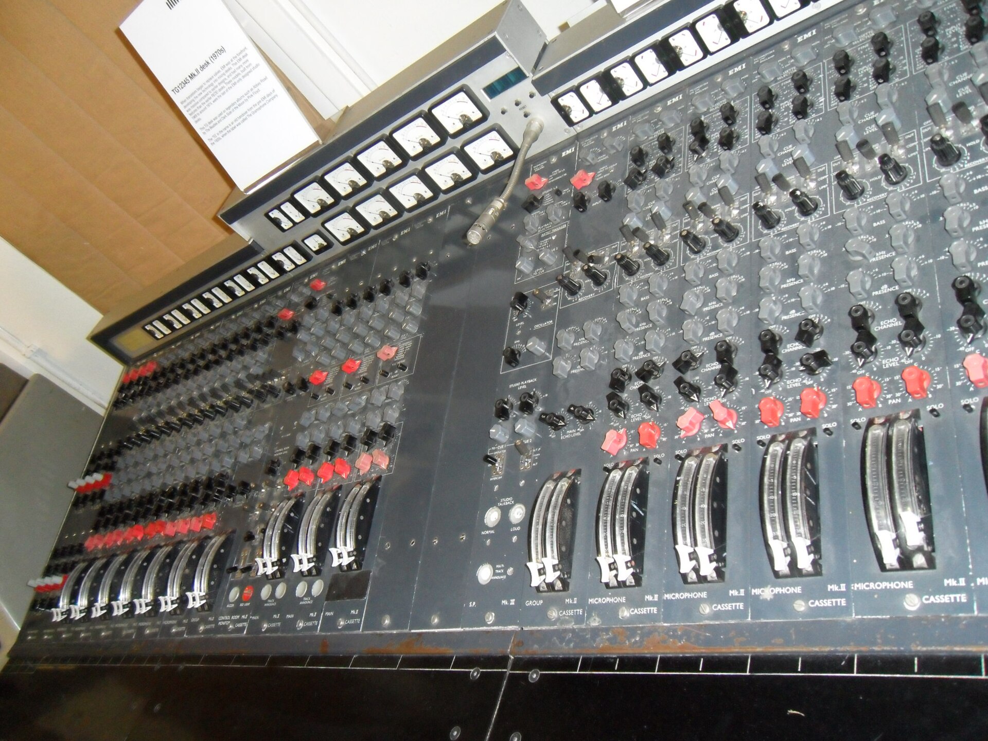 Console EMI TG12345, Abbey Road Studios, années 1970