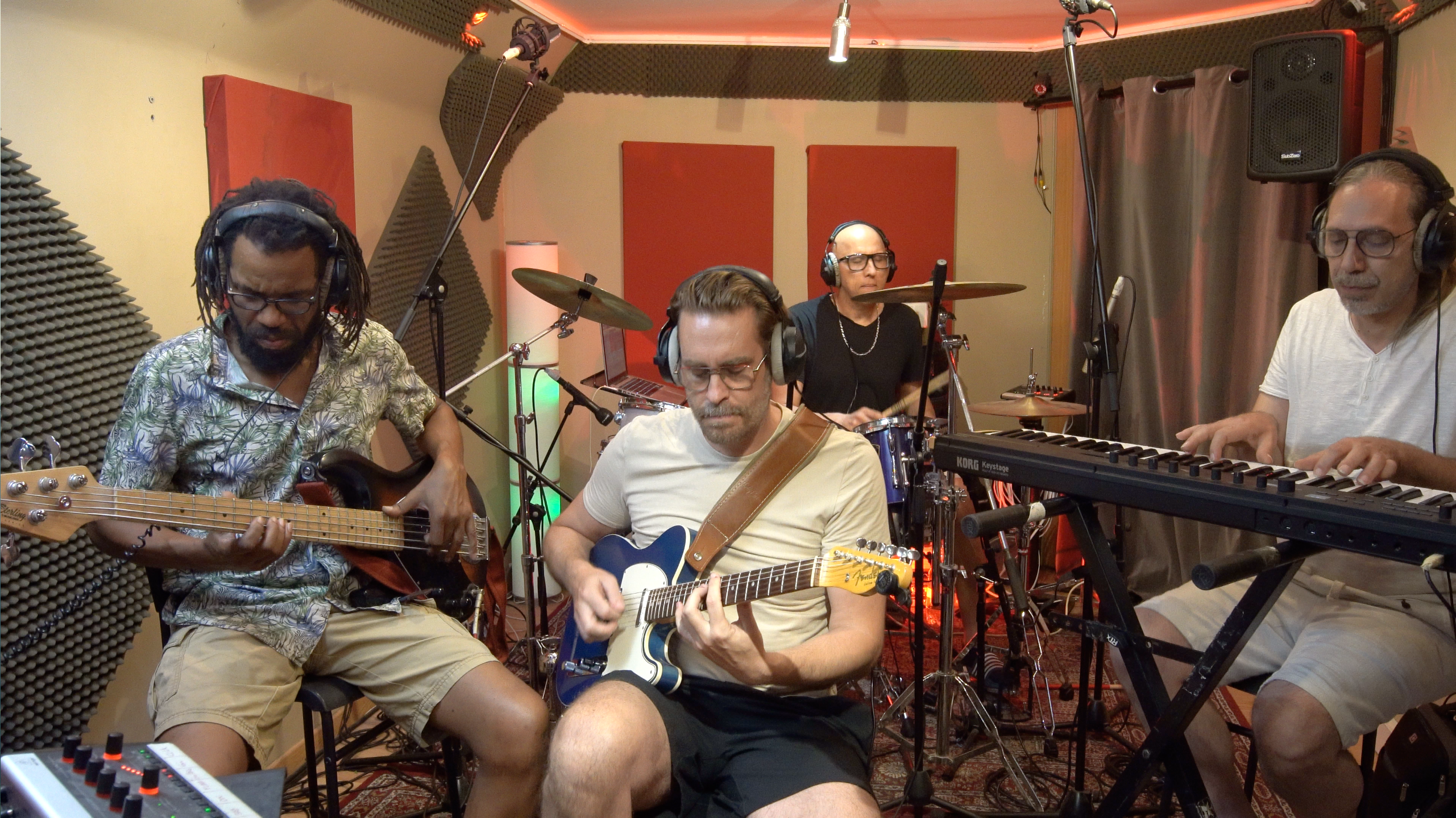 Enregistrement d'un groupe en studio
