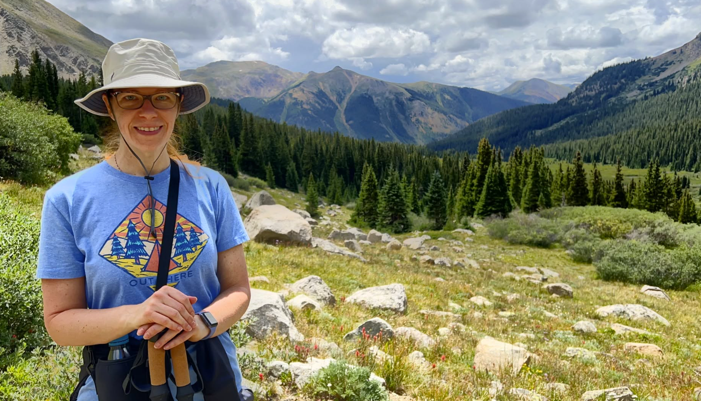 Carrie had no back pain hiking Carrie had no back pain hiking
