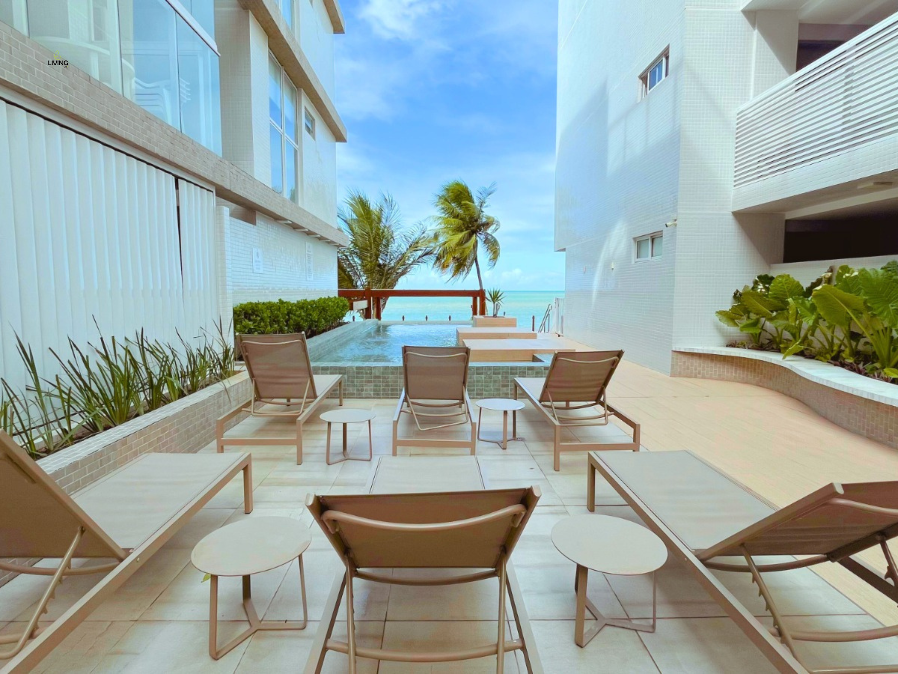 Branco Haus — piscina aquecida com vista para o mar