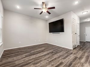 {{ custom_values.service_3 }} in {{custom_values.area_3})