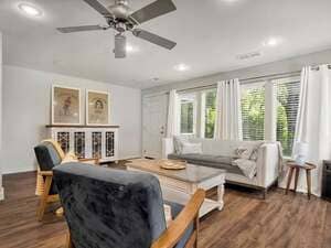 {{ custom_values.service_3 }} in {{custom_values.area_3})