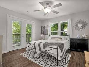 {{ custom_values.service_1 }} in {{custom_values.area_2})