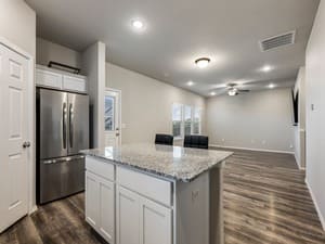 {{ custom_values.service_3 }} in {{custom_values.area_3})