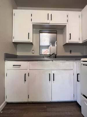 {{ custom_values.service_3 }} in {{custom_values.area_3})