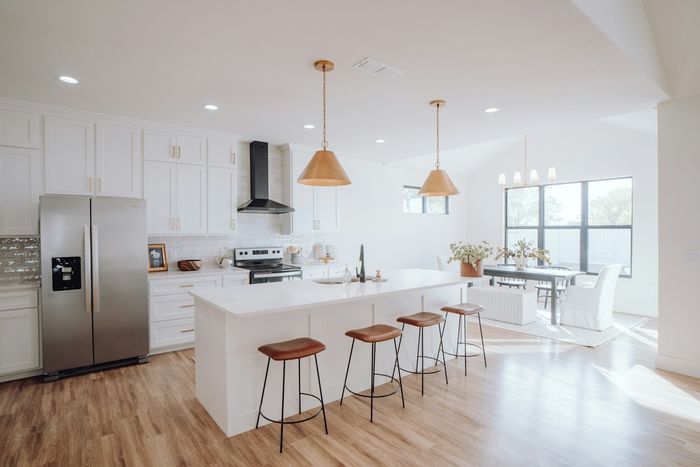 A home recently sold by Oakline