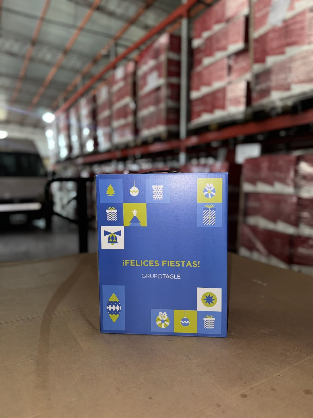 Caja Navideña Grupo Tagle