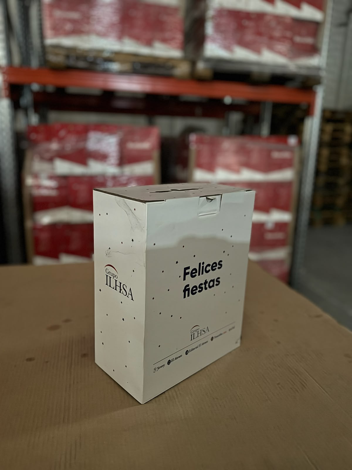 Caja Navideña Grupo Ilhsa