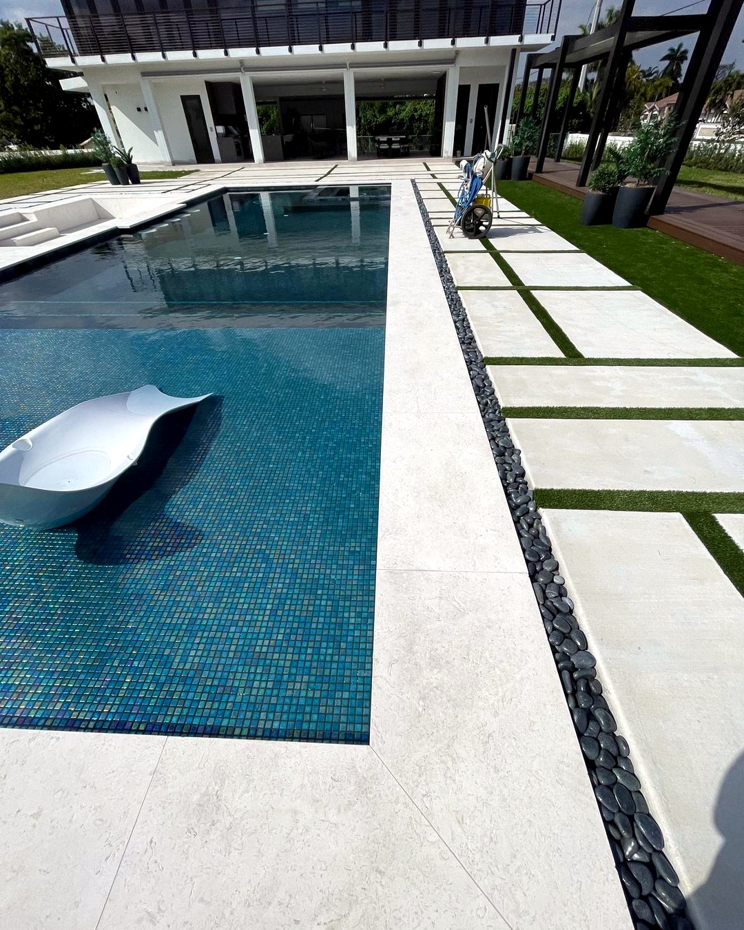 Blue Star pool project