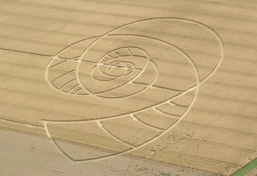 Sacred geometry in the field