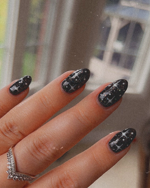 Black Starry Nails