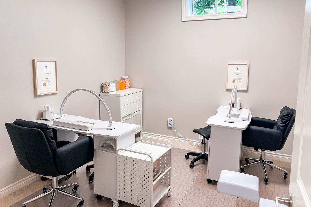 It's Simply Routine Beauty Bar Private In-Home Studio in Orangeville