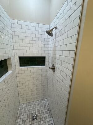 {{ custom_values.service_4 }} in {{custom_values.area_6})