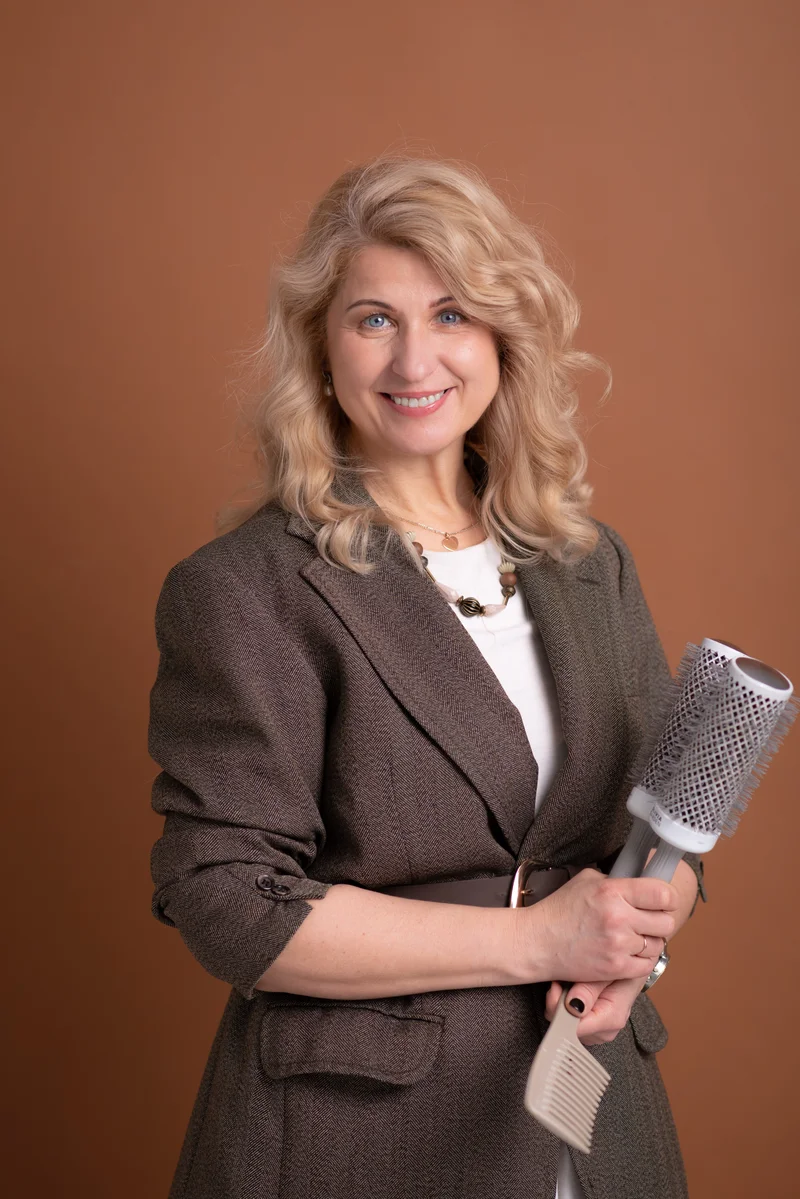 Salona īpašniece Karīna Pisareva | Salons
