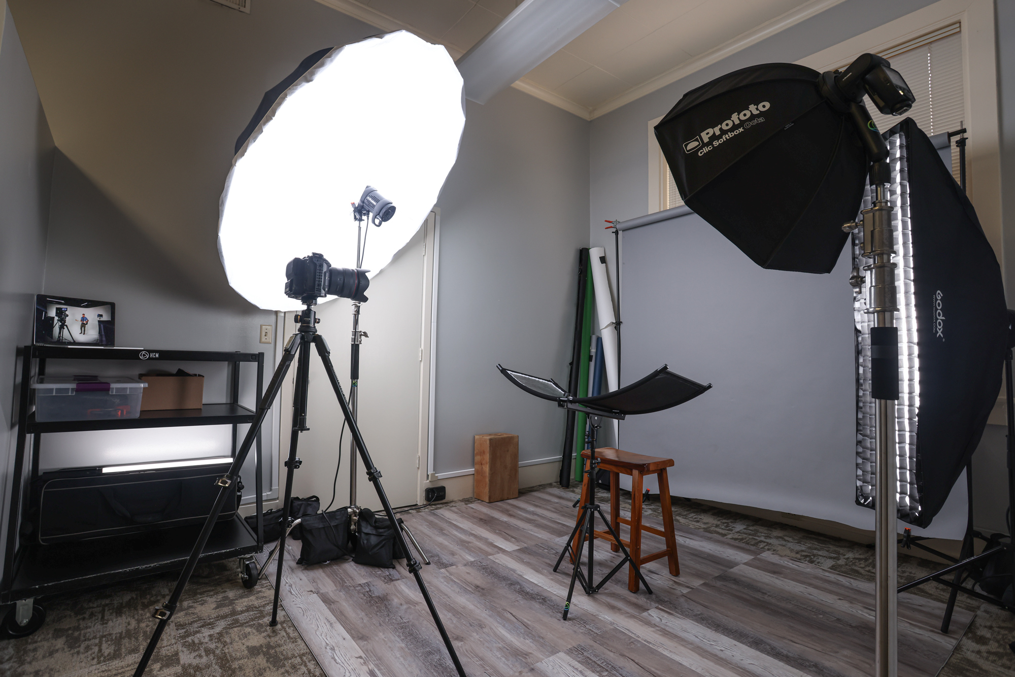 Portrait studio photo in Hawaii. 