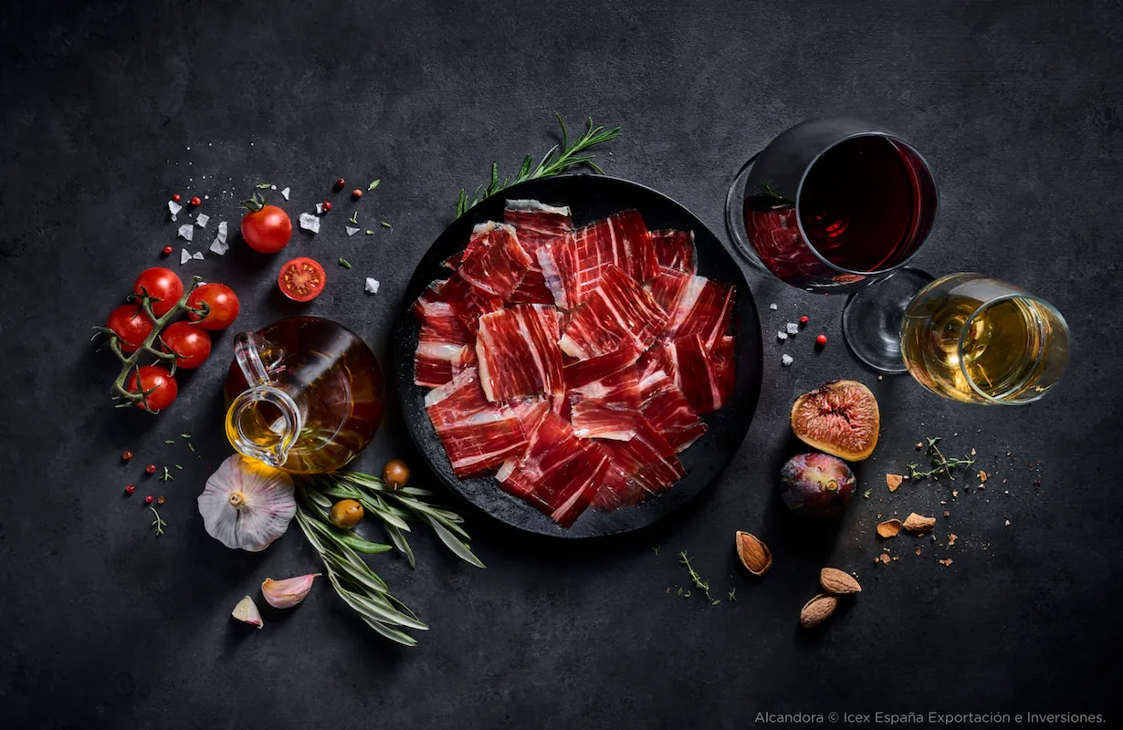 Montréal Paella présenté dans Canada's 100 Best
