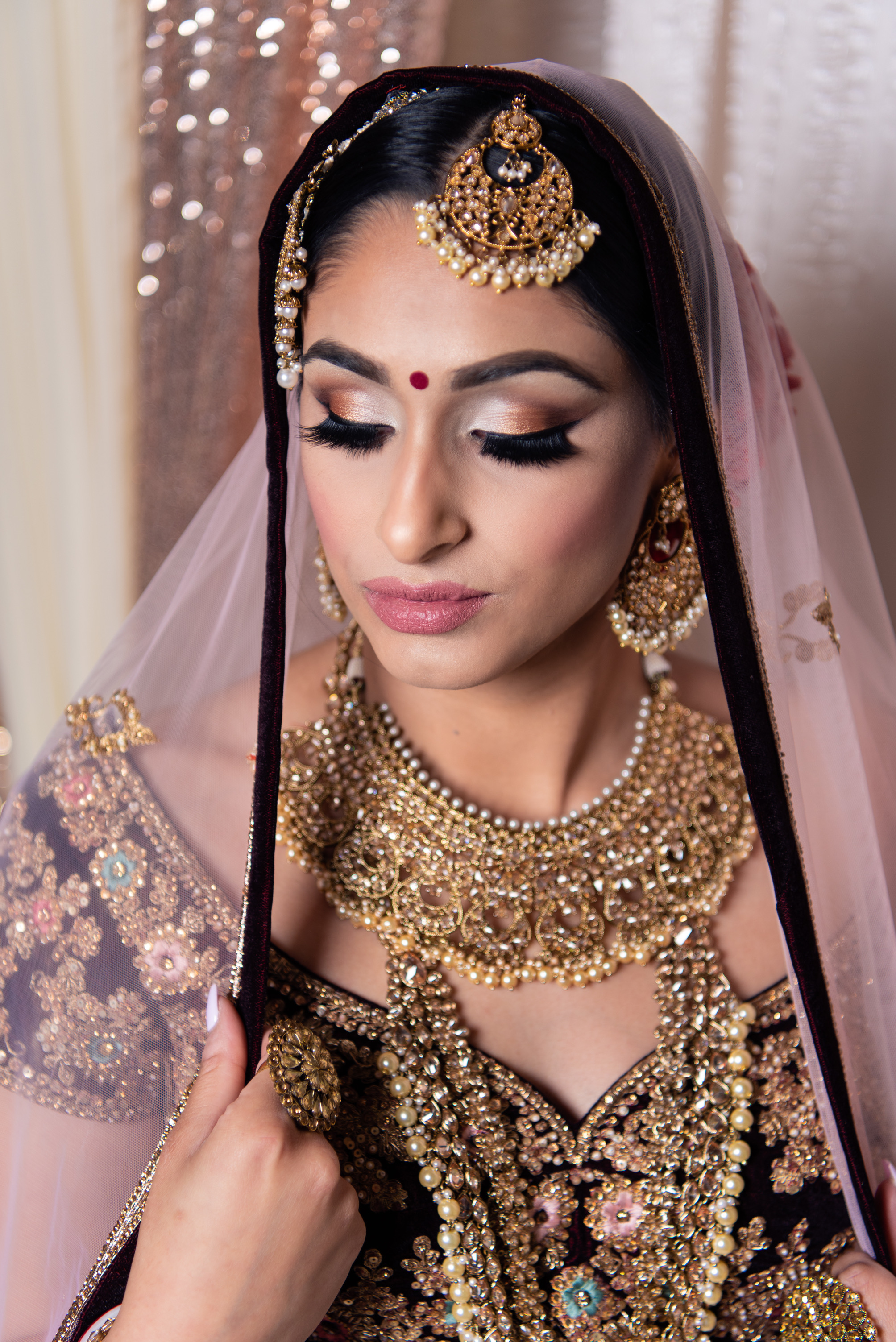 Bride with soft romantic bridal makeup by Studio Lips