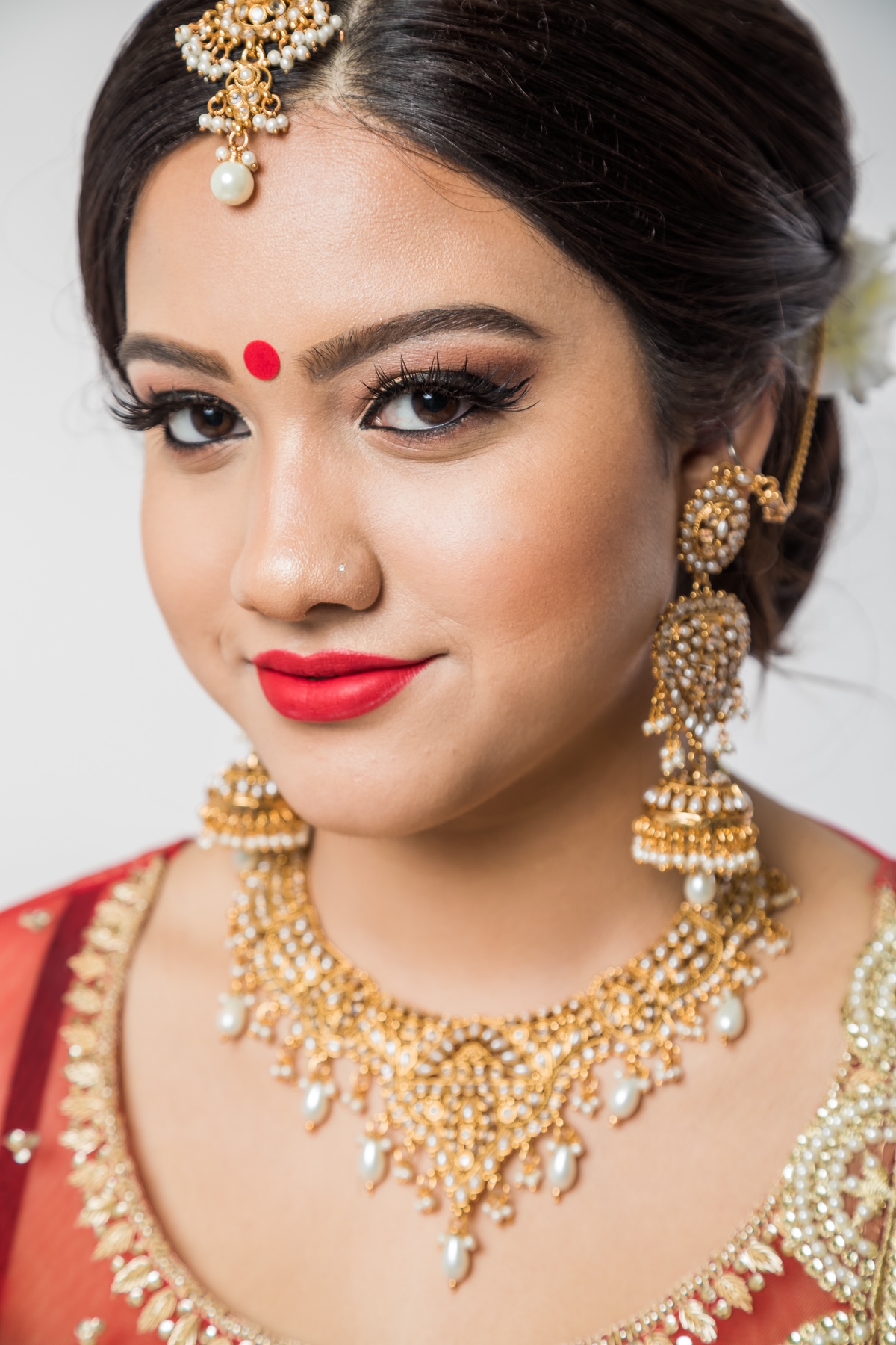 Soft glam evening makeup look