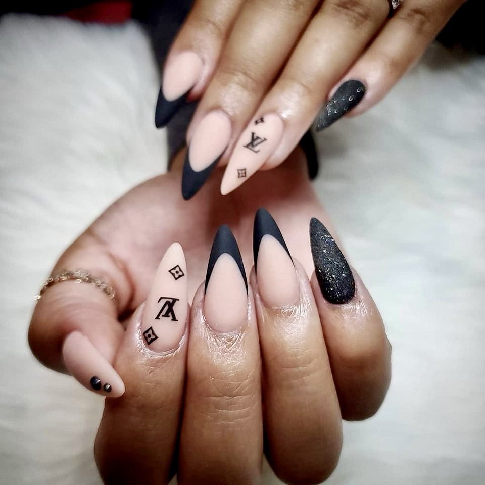 Dip powder nails Mission Viejo