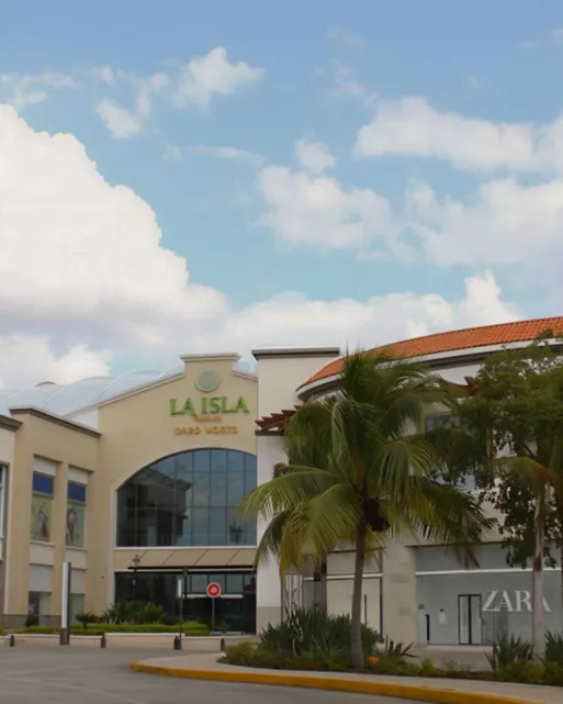 Centros Comerciales a 4 minutos de Almaera