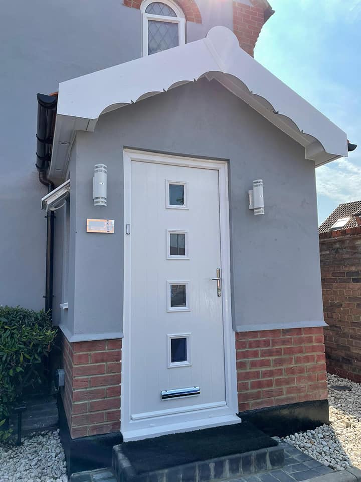 Exterior house painting service