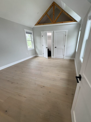 {{ custom_values.service_1 }} in {{custom_values.area_4})