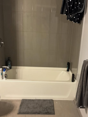 {{ custom_values.service_1 }} in {{custom_values.area_5})