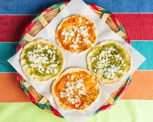 Memelitas del Mercado at Oaxaca de Mis Amores Riverside