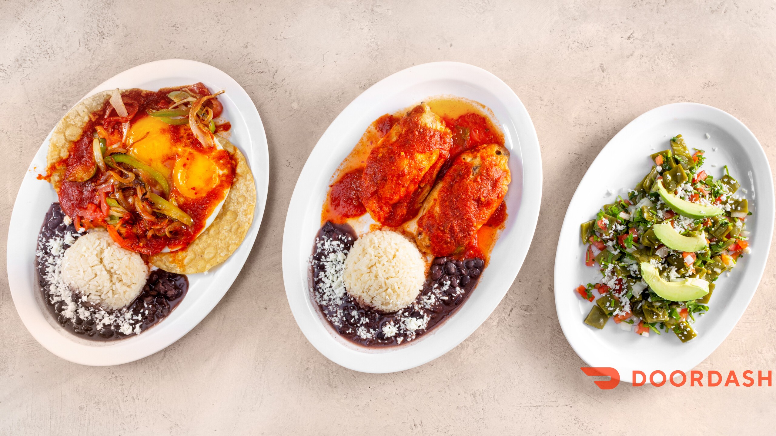 Fresh dishes at Oaxaca de Mis Amores 92505