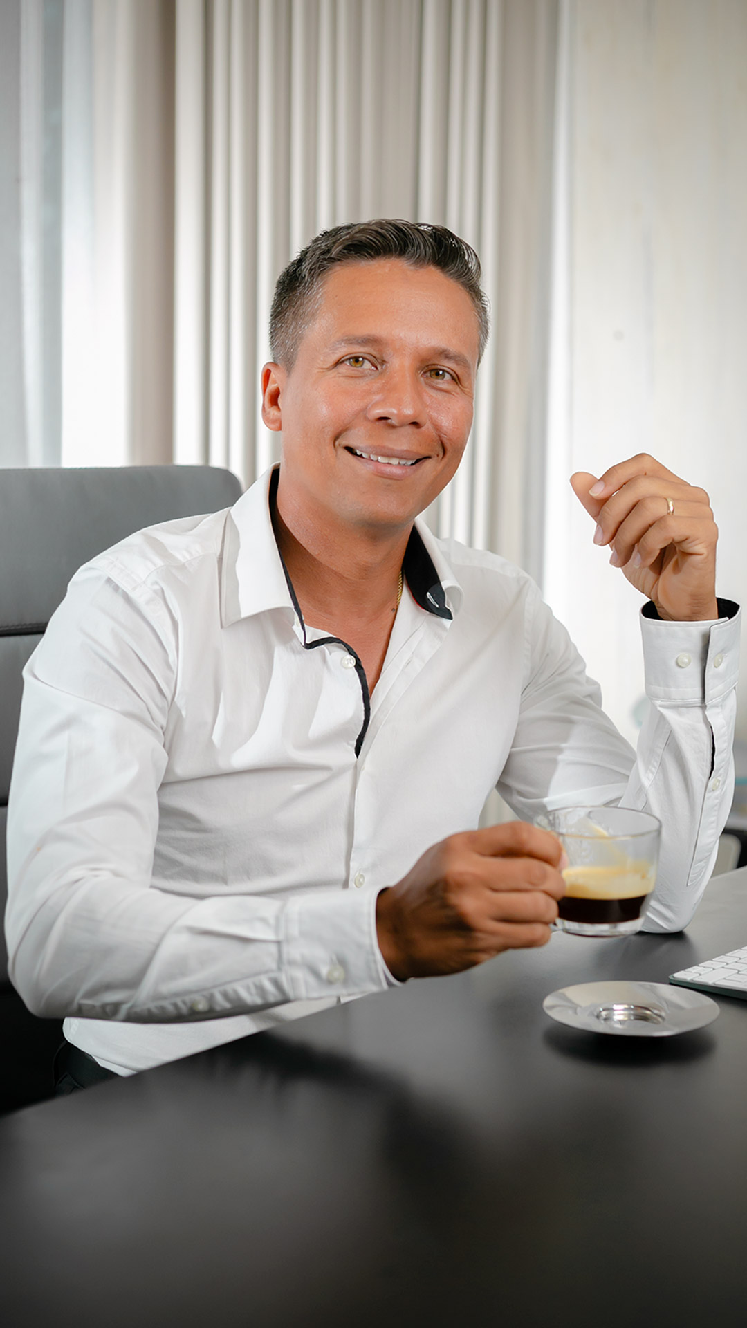 Dr. Fulvio Correa, Plastic Surgeon Cartagena