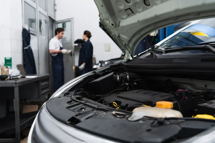 KFZ Werkstatt ATW Auto Technik Wandsbeck organisiert HU und AU in Hamburg