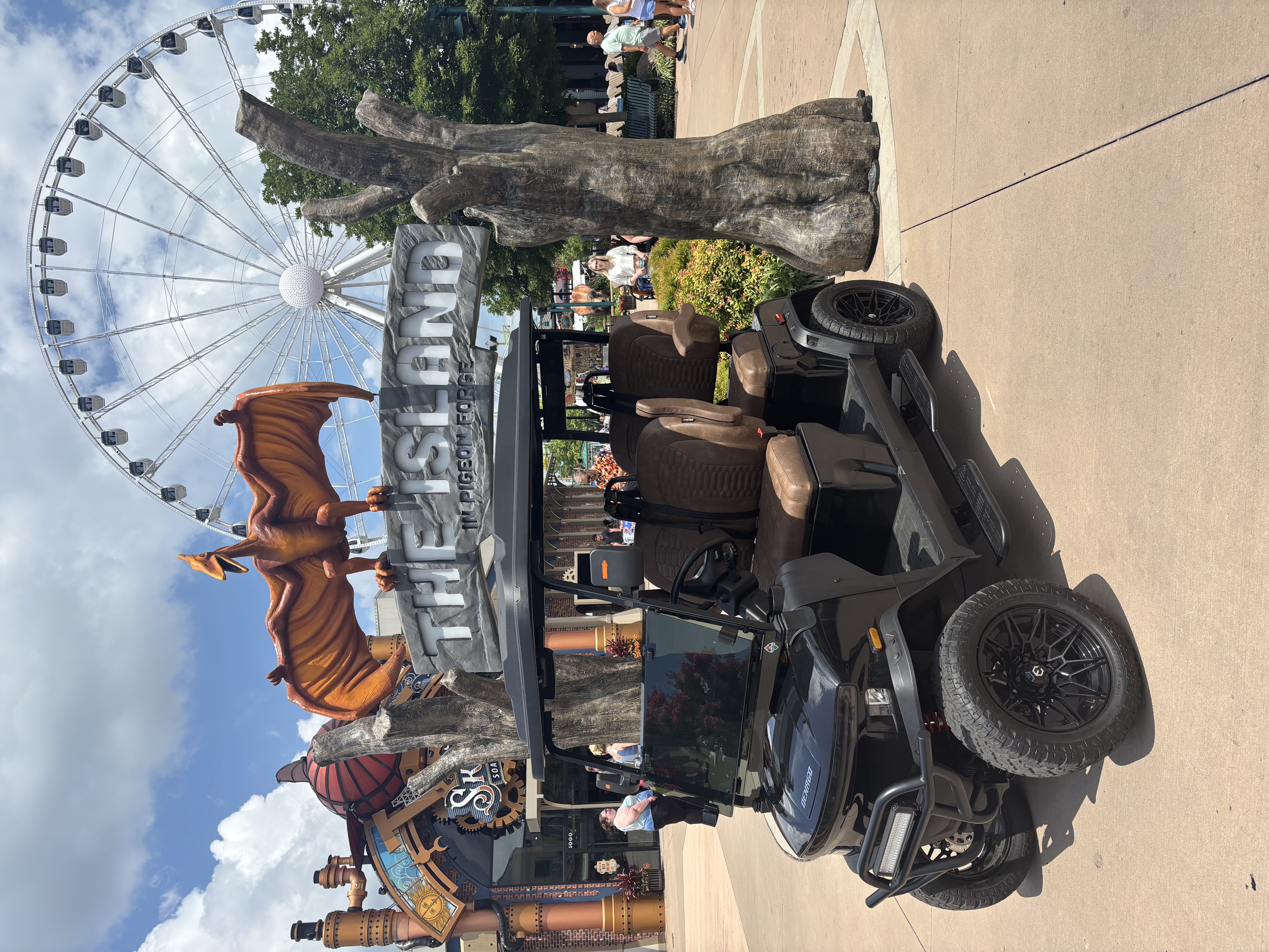 Street legal golf cart rentals in Pigeon Forge