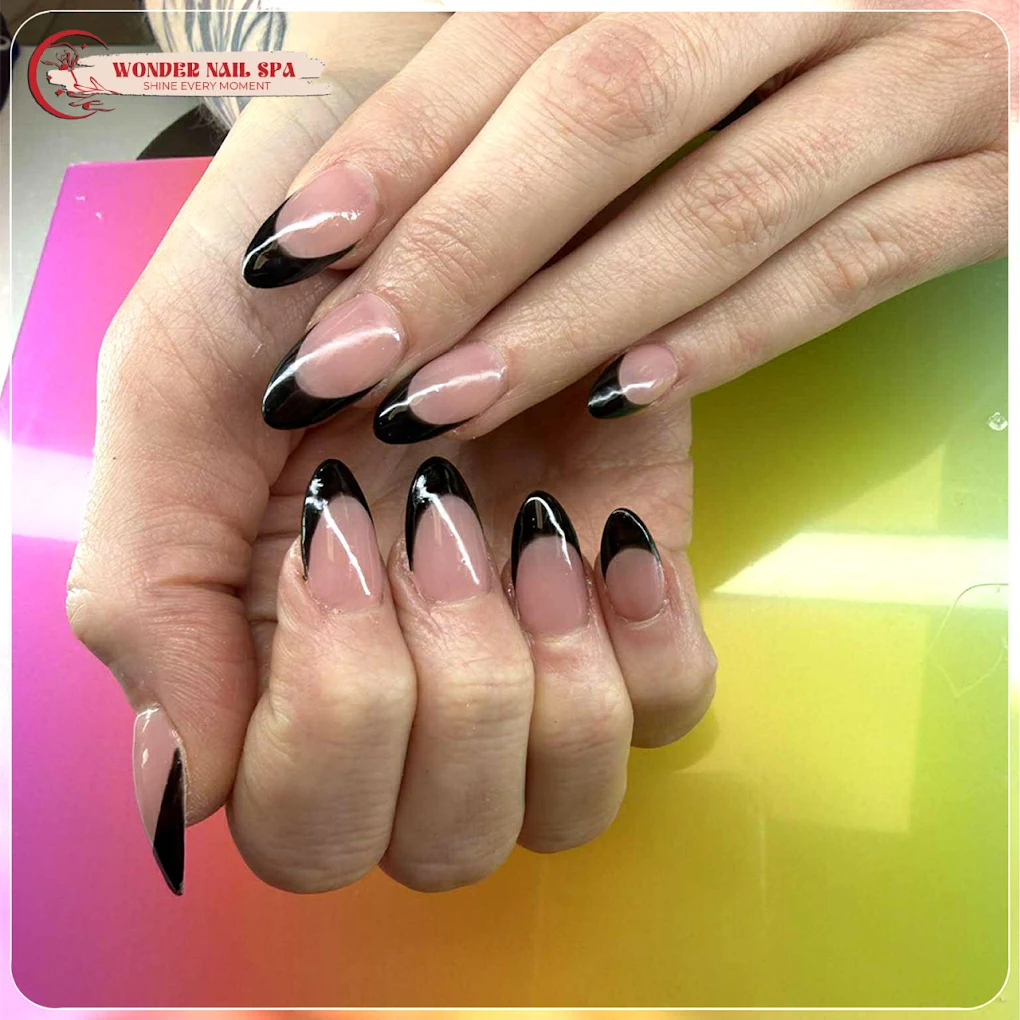 Dip powder nails
