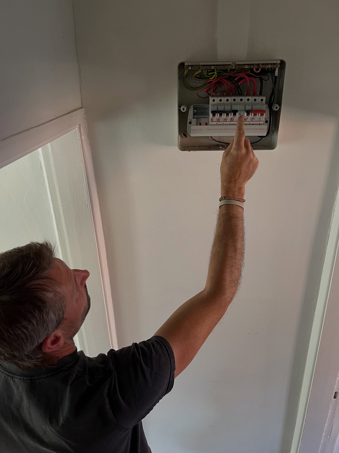 Electrician working on an East Midlands refurbishment
