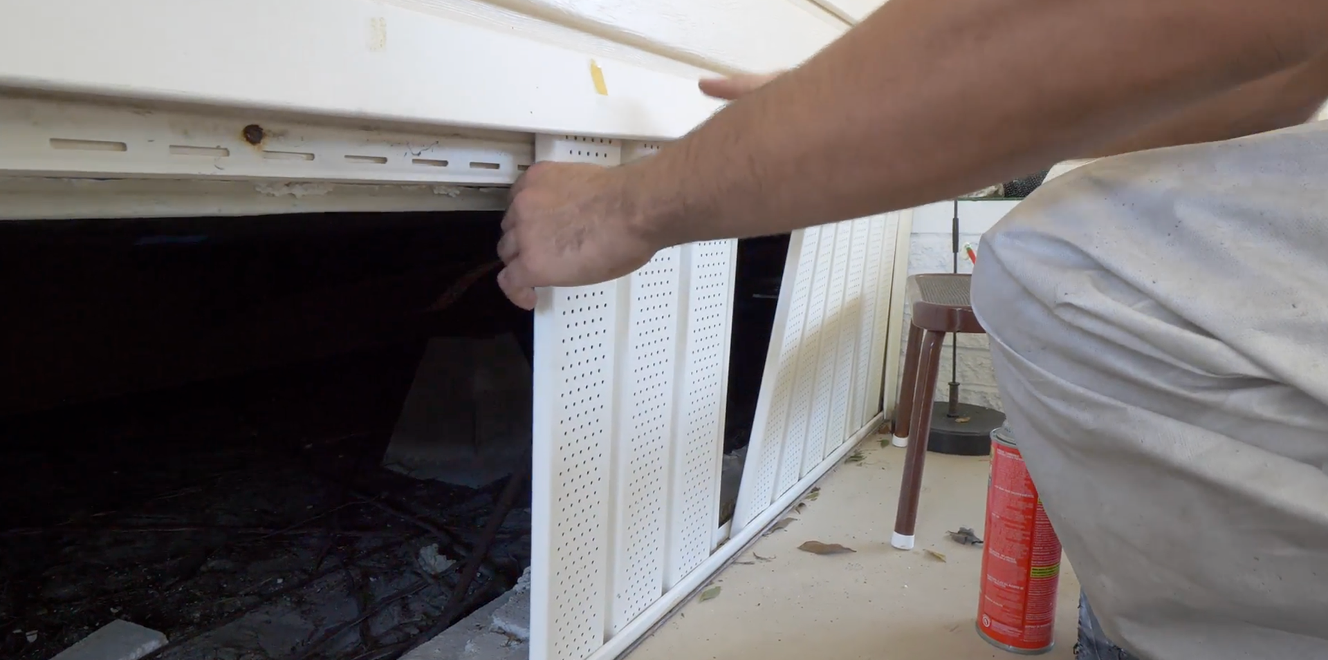 Vapor barrier installation in Brooksville, FL