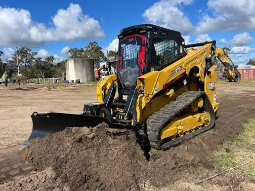 2026 Cat 275 skid steer, photo 3