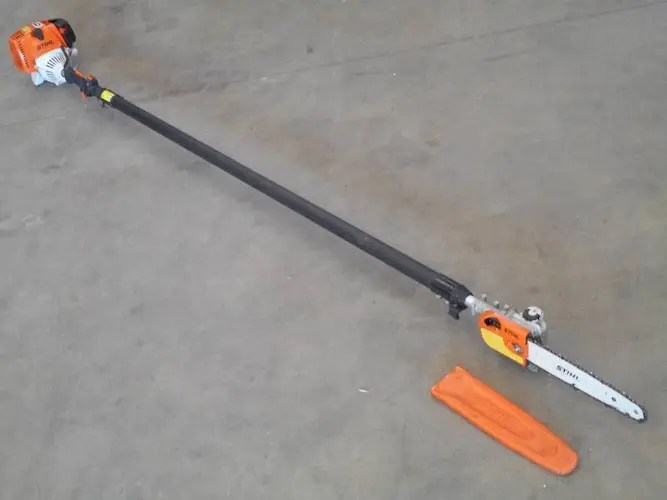 Stihl HT 101 telescoping pole saw