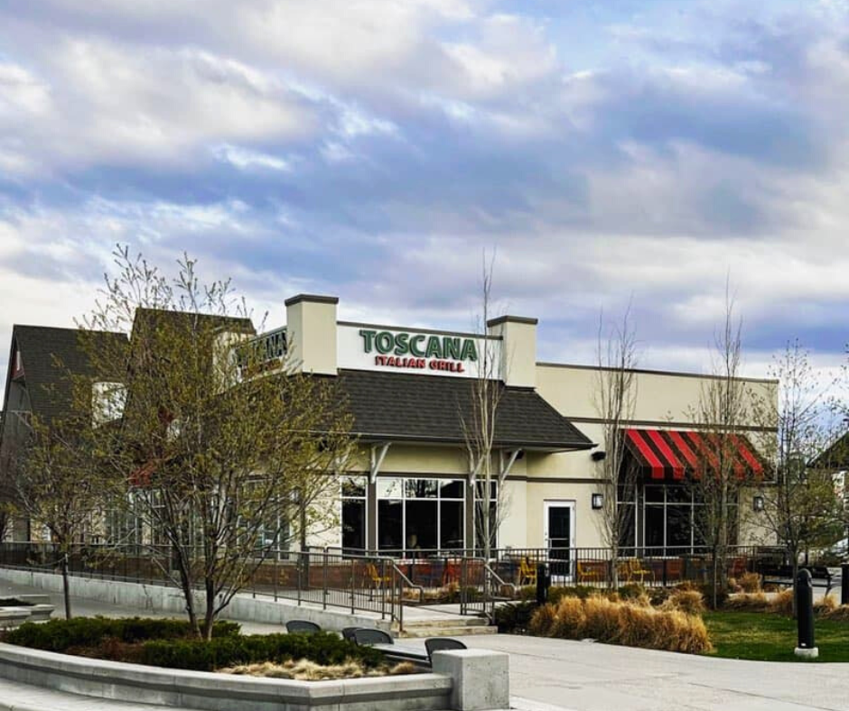 Toscana Mahogany Plaza