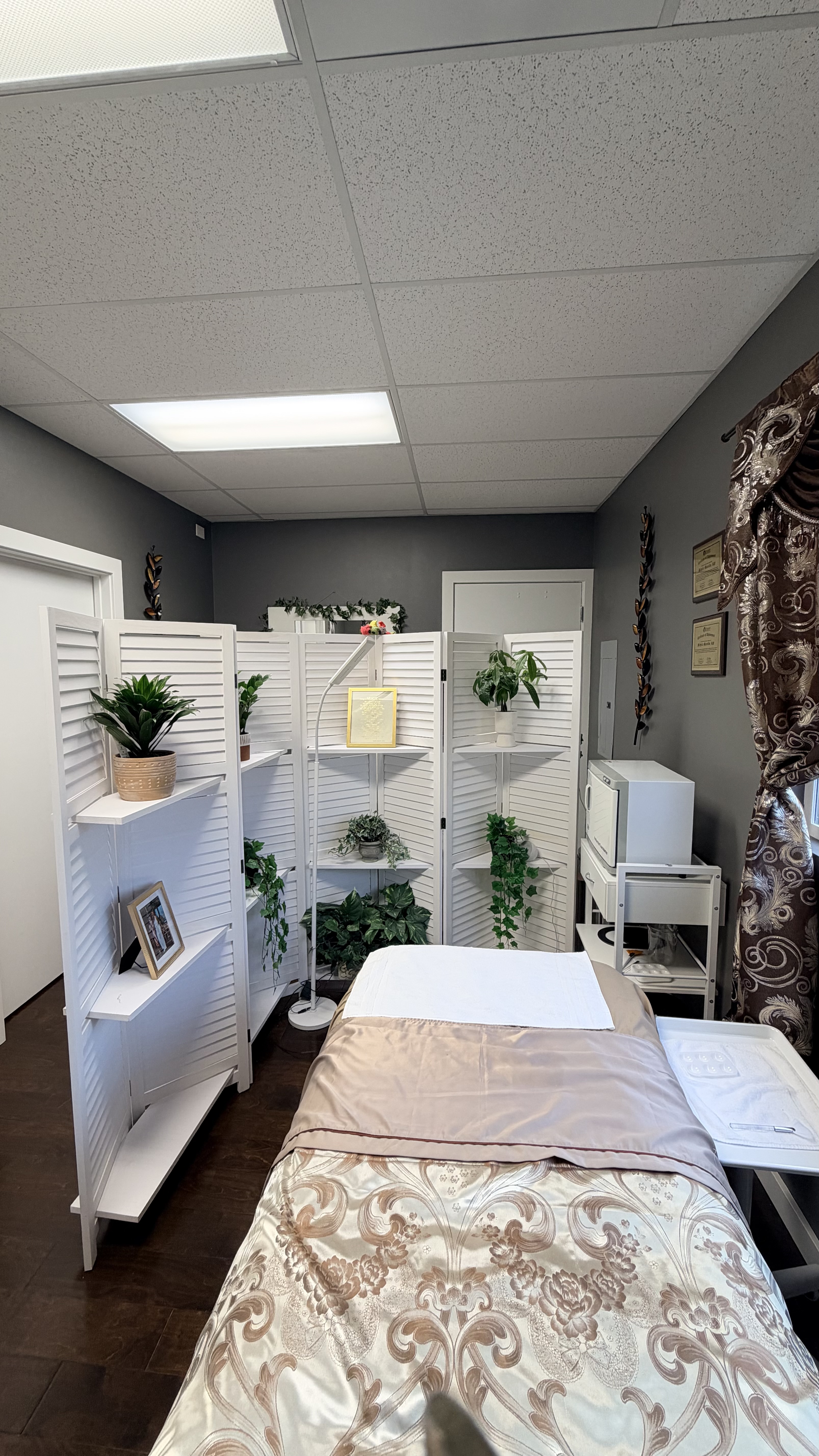 Inside Michelle’s treatment room at Chez Michelle in Monroe