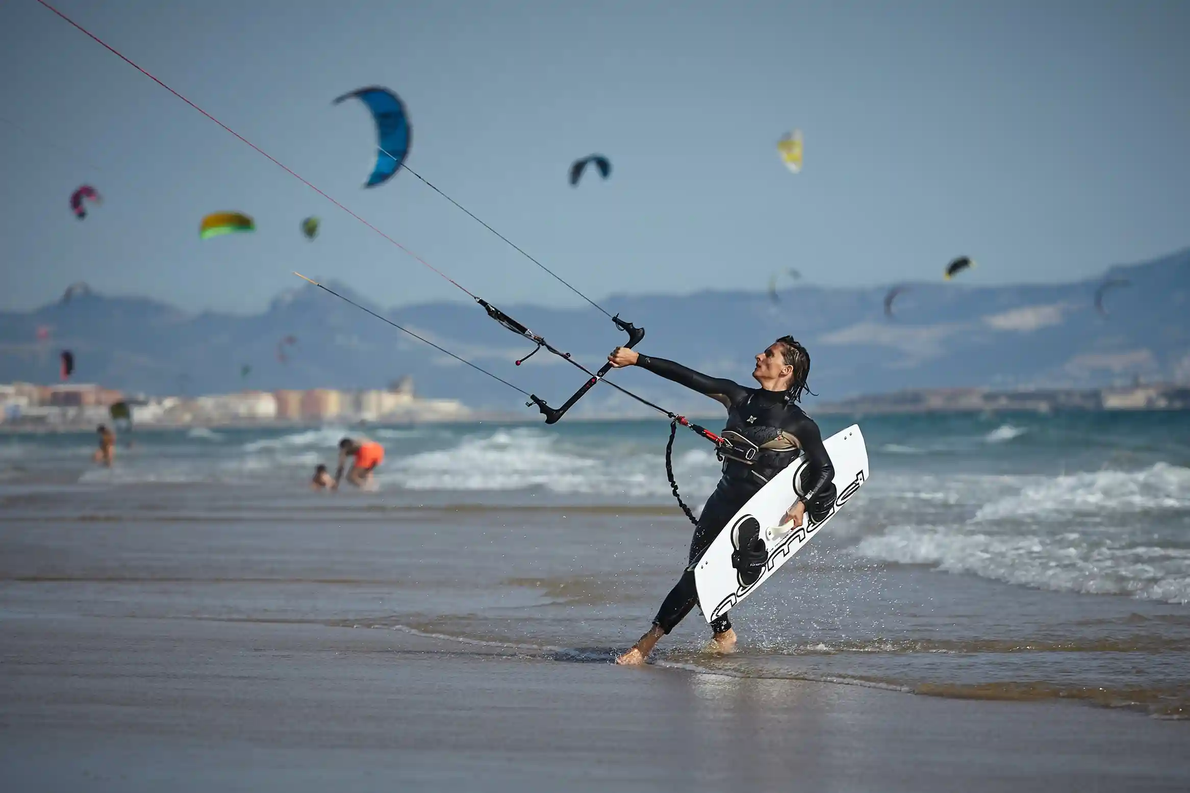 Kitesurfing