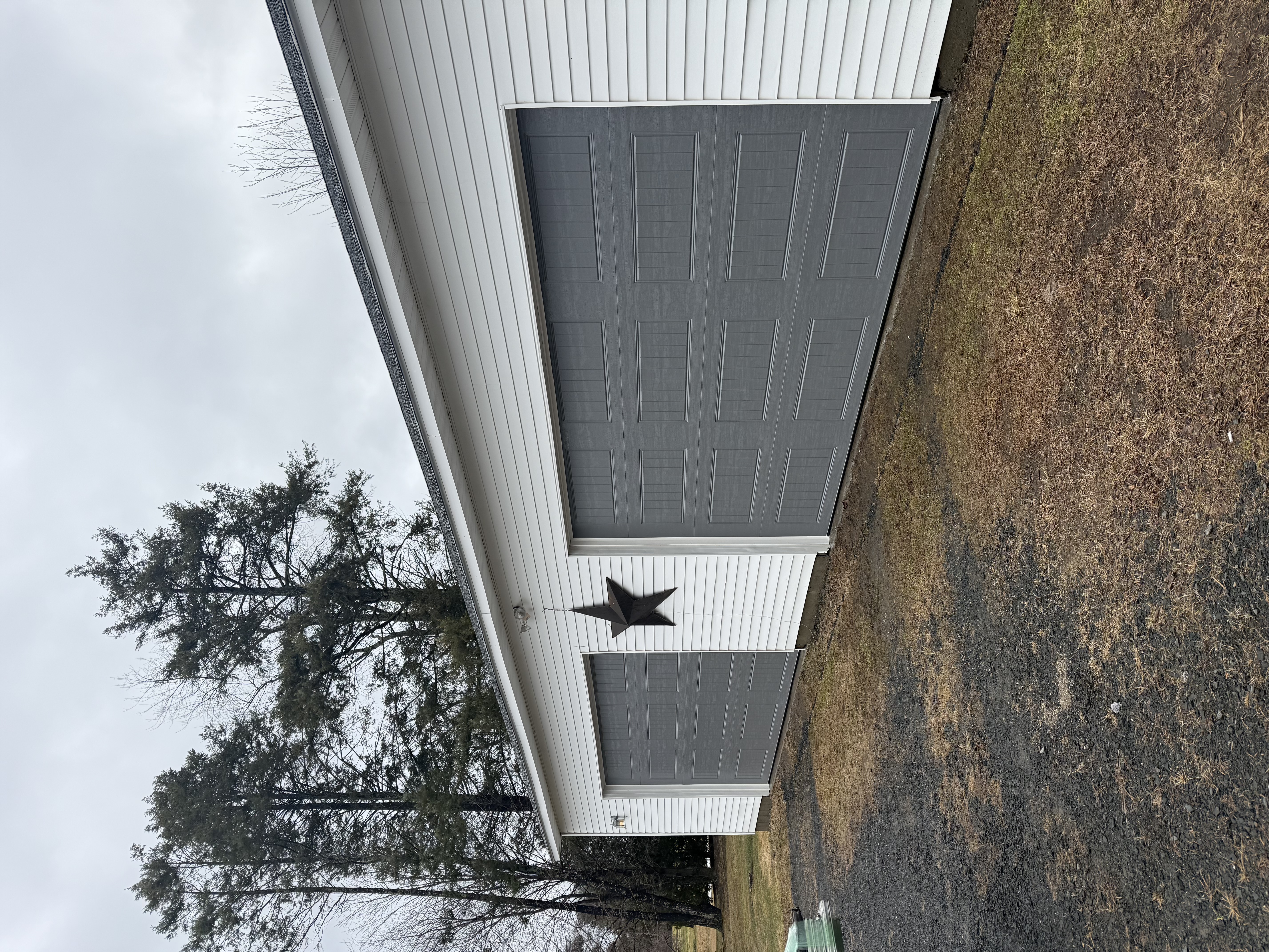 Carriage house garage door – Feeding Hills MA