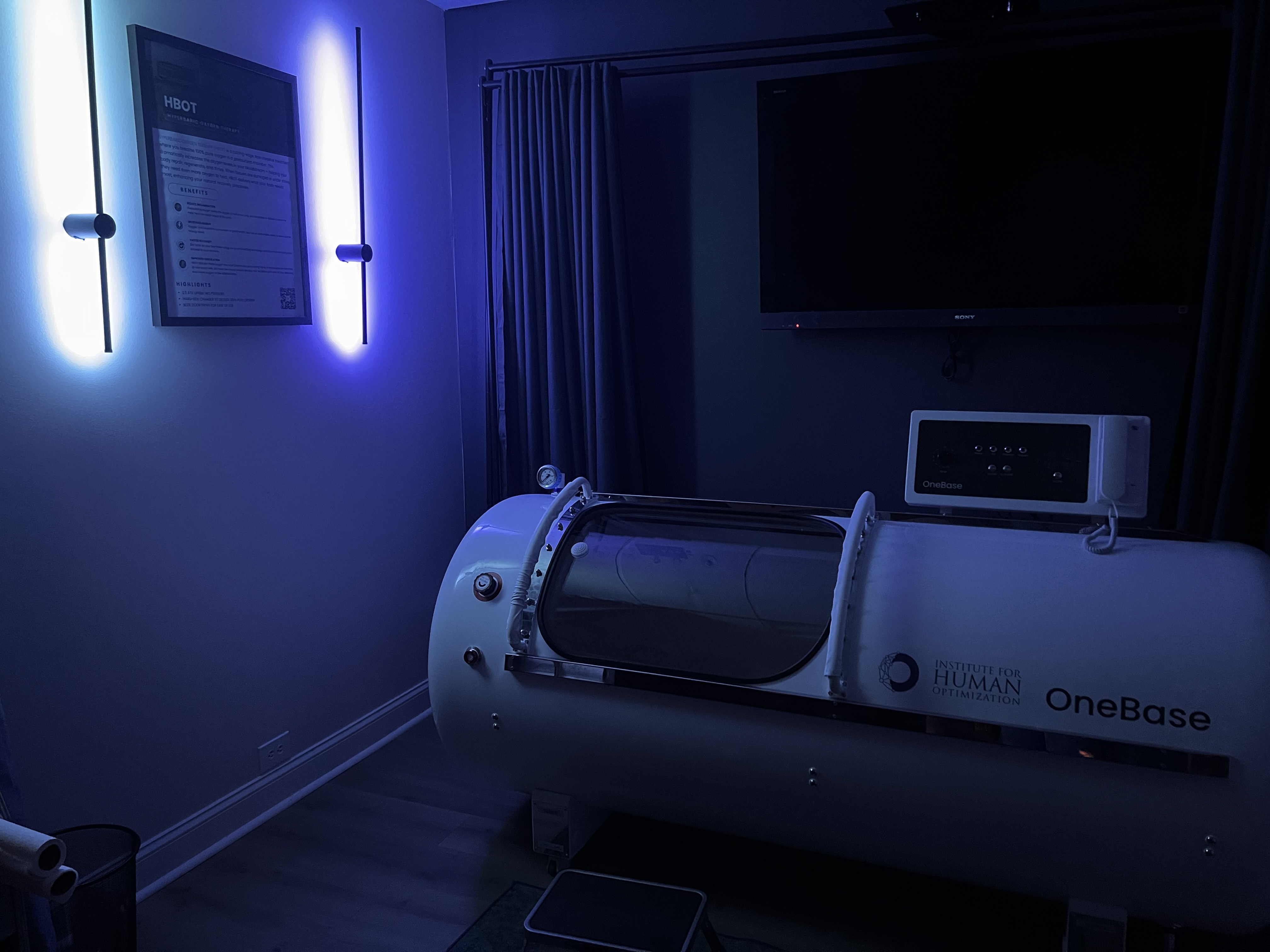 Hyperbaric oxygen chamber at the Institute for Human Optimization