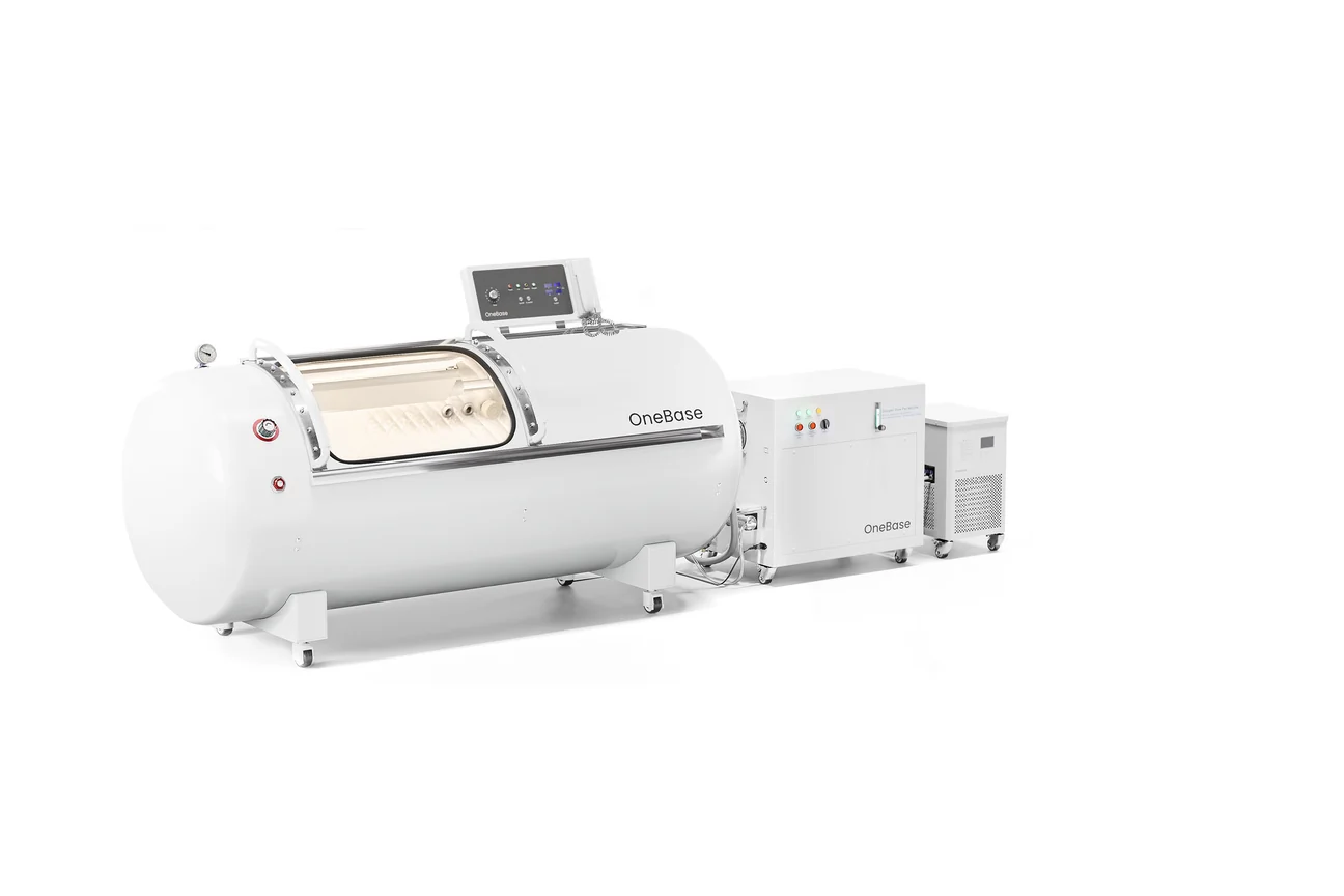 Hyperbaric oxygen therapy chamber detail